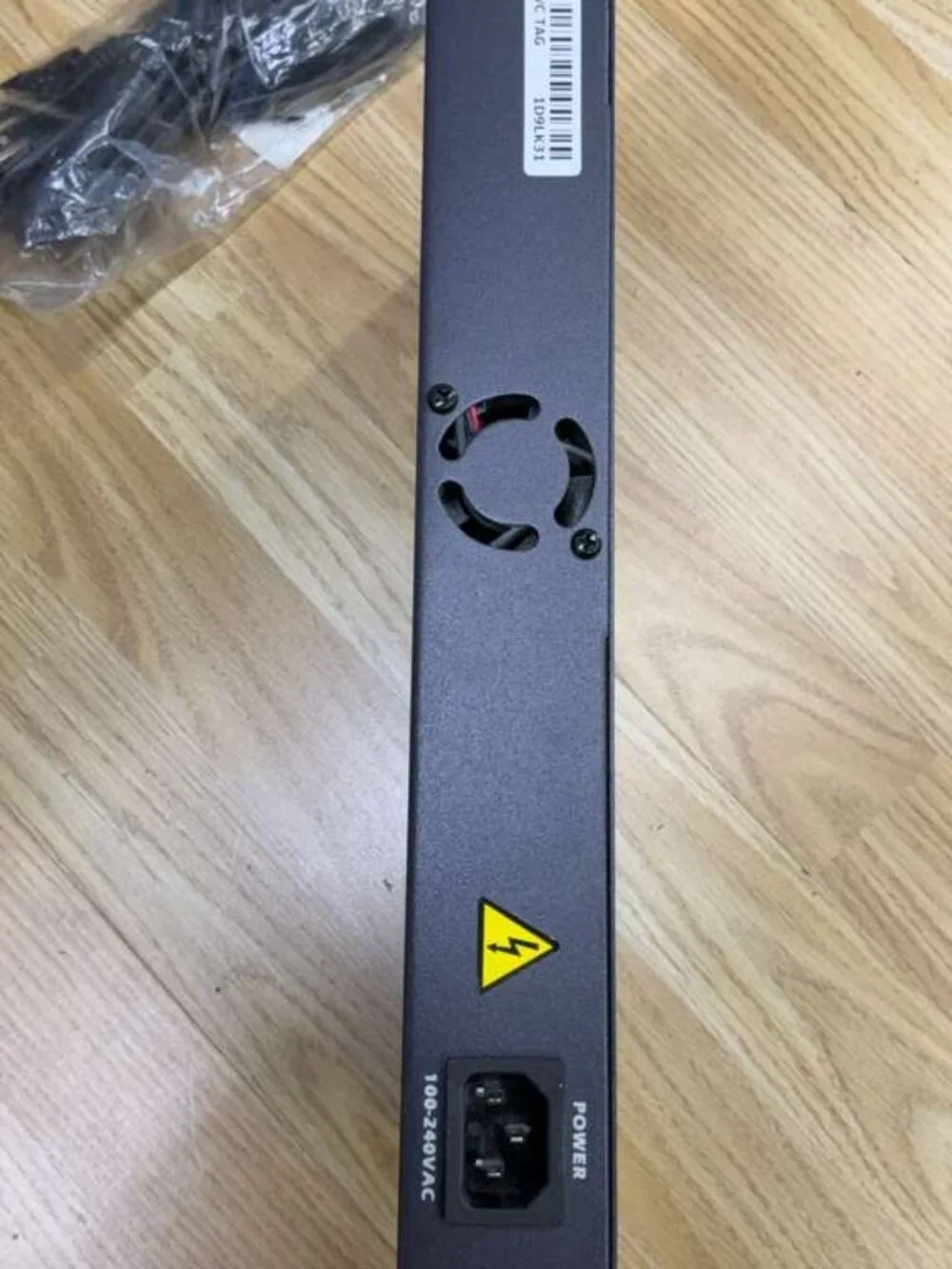 Dell PowerConnect 2624 24-Port Fast Ethernet Managed Rackmount Network Switch